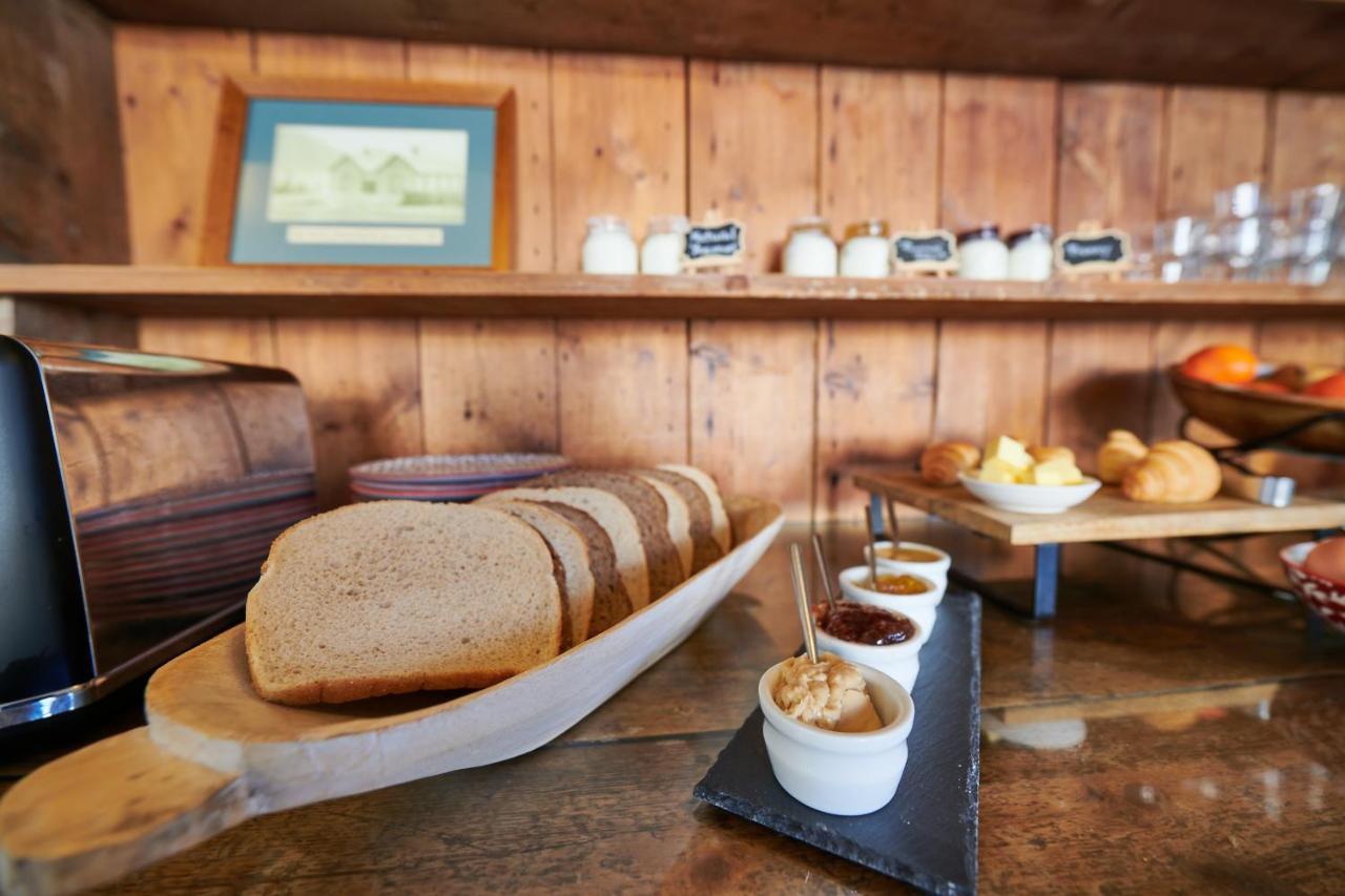 The Dairy Private Hotel By Naumi Hotels Queenstown Bagian luar foto