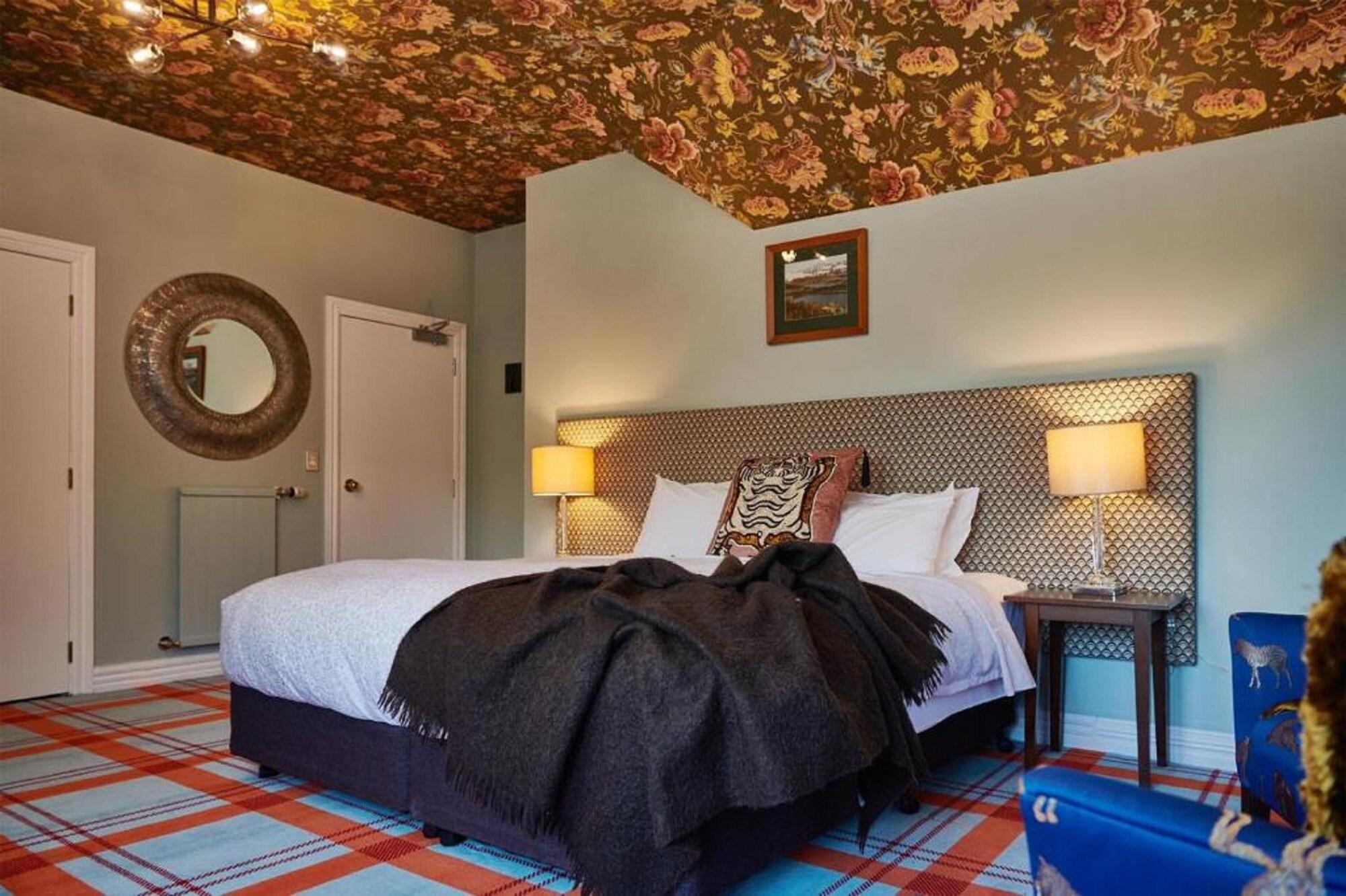 The Dairy Private Hotel By Naumi Hotels Queenstown Bagian luar foto
